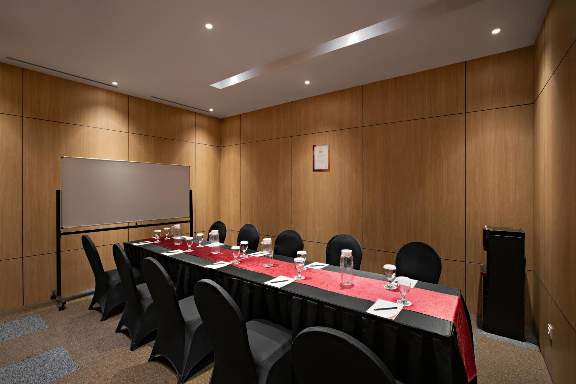 Grand Orchardz Hotel Kemayoran Jakarta Ngoại thất bức ảnh